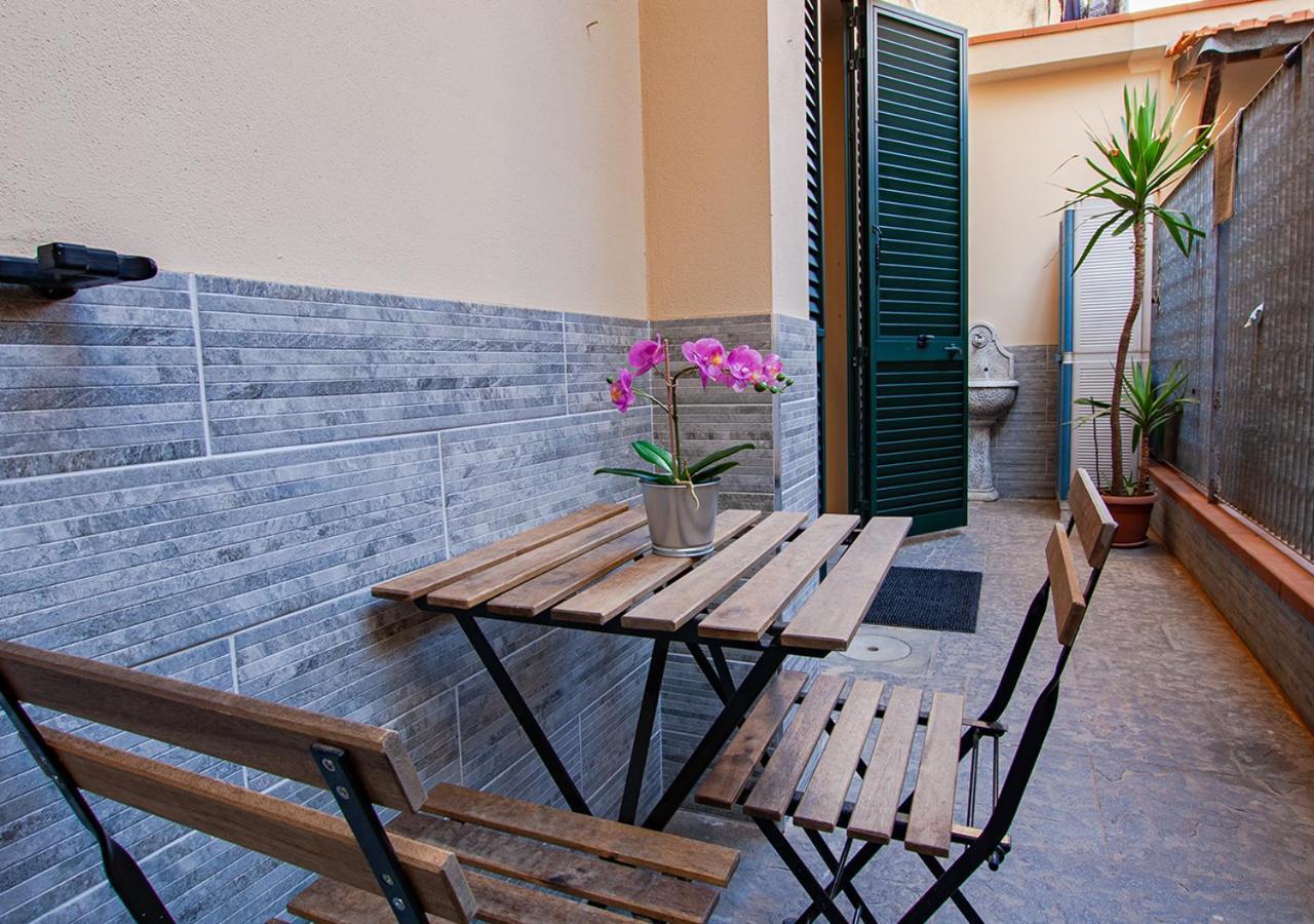 Melodia Di Mare, Teatro & Centro, Armonia E Relax Apartment Livorno Bagian luar foto