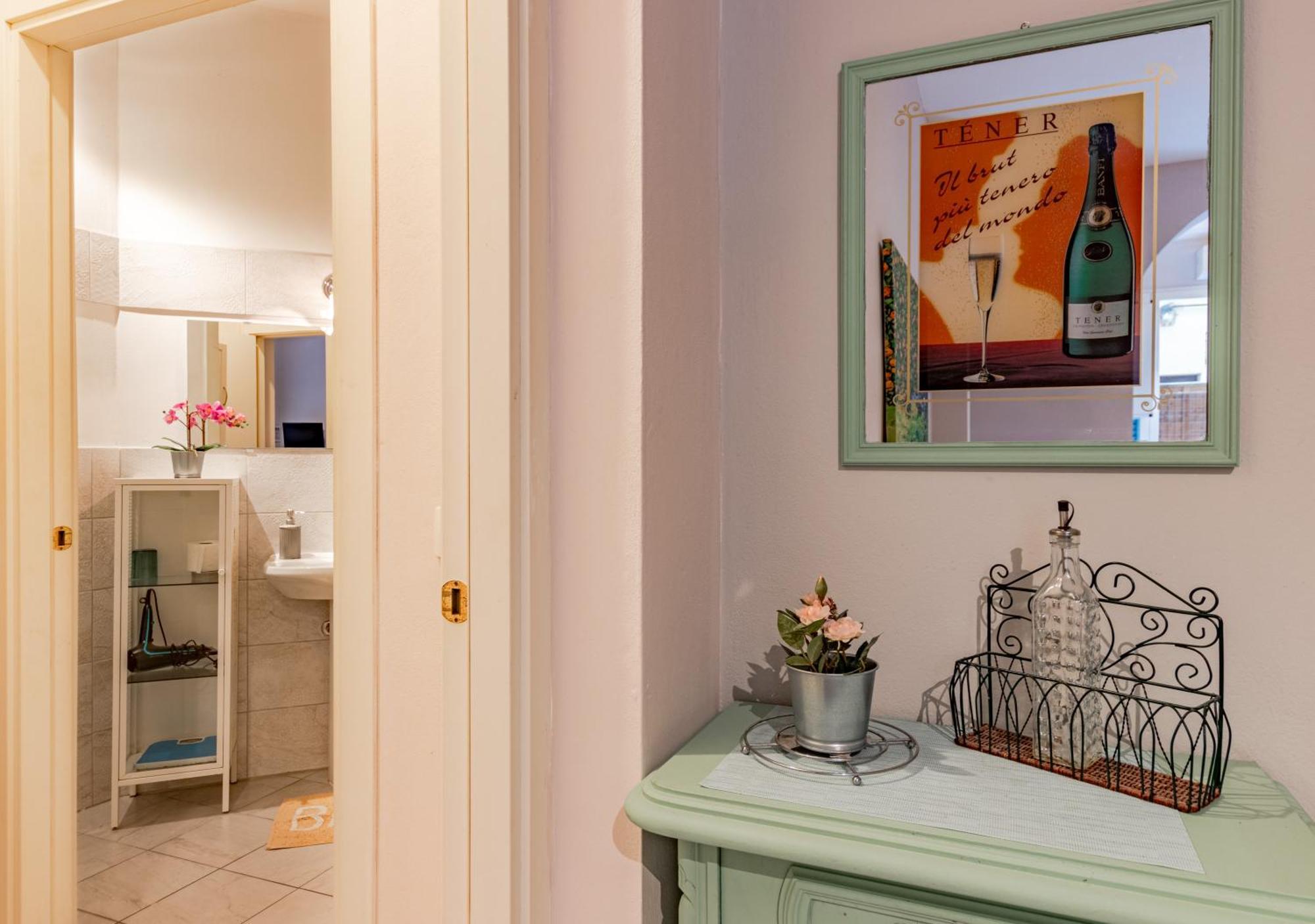 Melodia Di Mare, Teatro & Centro, Armonia E Relax Apartment Livorno Bagian luar foto